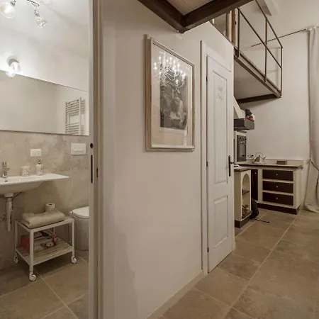 Poliziano 8 Apartment Rome